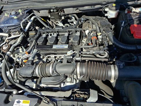 Certified 2019 Honda Accord LX image 29
