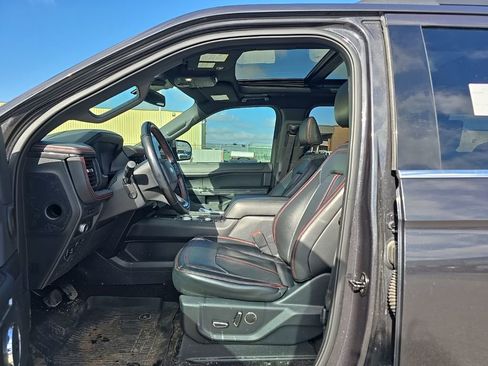 Used 2022 Ford Expedition Limited w/ Equipment Group 304A AWD/4WD image 10