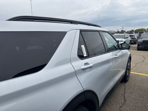 New 2026 Ford Explorer ST w/ Sun And Sound Package AWD/4WD image 7