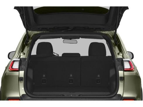 Used 2019 Jeep Cherokee Latitude w/ Popular Appearance Group FWD image 15