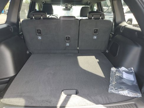 New 2026 Jeep Grand Cherokee Limited RWD image 7