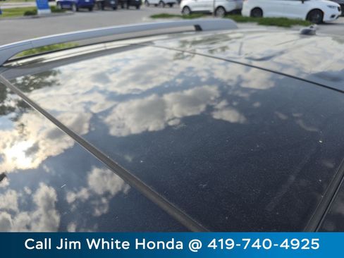 Used 2023 Hyundai Venue SEL w/ Cargo Package FWD image 15
