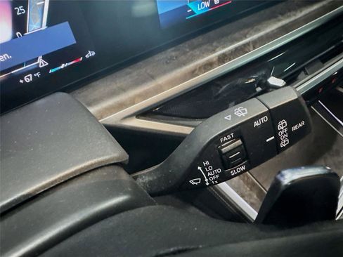 Used 2024 BMW X5 sDrive40i image 6