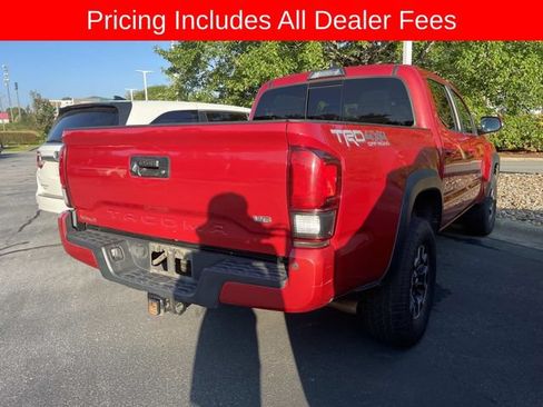 Used 2019 Toyota Tacoma TRD Off-Road w/ Technology Package AWD/4WD image 9