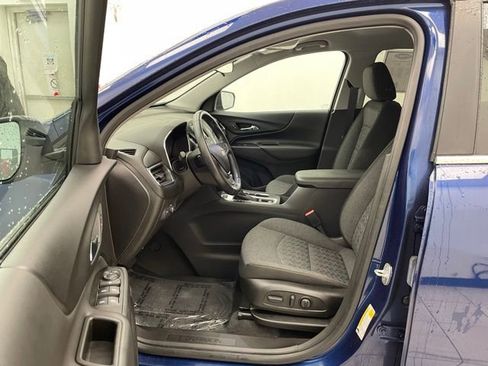 Used 2022 Chevrolet Equinox LT image 8
