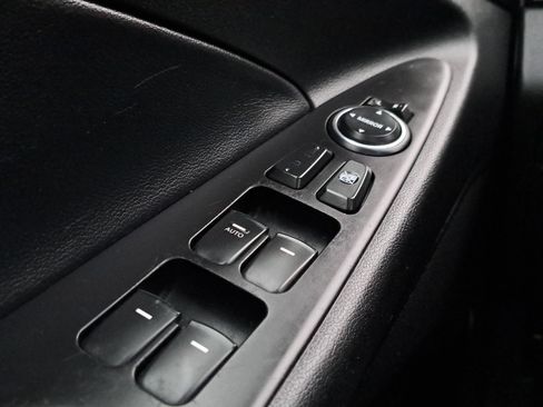 Used 2011 Hyundai Sonata Limited w/ Navigation Pkg 5 image 28