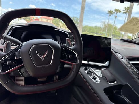 Used 2023 Chevrolet Corvette Stingray Convertible w/ Z51 Performance Package RWD image 21
