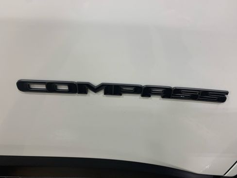 New 2026 Jeep Compass Latitude AWD/4WD image 22