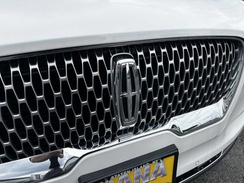 Certified 2023 Lincoln Aviator AWD w/ Premium Package image 10