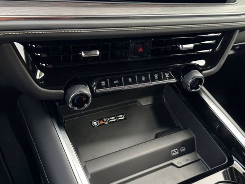 New 2026 Chevrolet Tahoe Premier AWD/4WD image 23