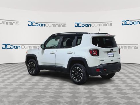 Used 2023 Jeep Renegade Trailhawk AWD/4WD image 6