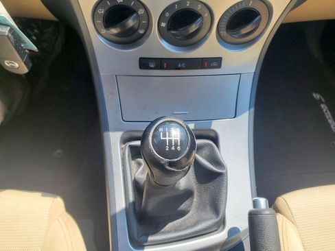 Used 2010 MAZDA MAZDA3 s Sport FWD image 21