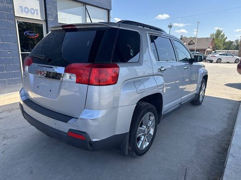 Used 2015 GMC Terrain SLT w/ Chrome Appearance Package FWD image 8