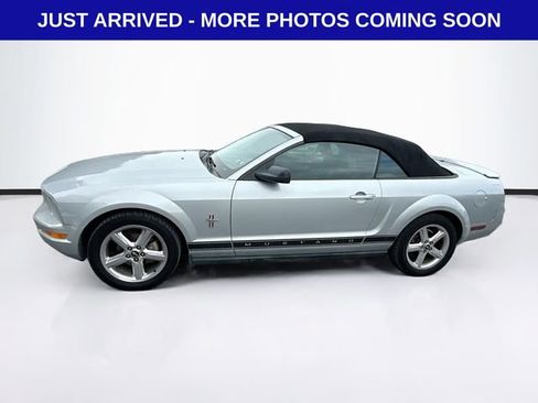 Used 2007 Ford Mustang Premium image 4