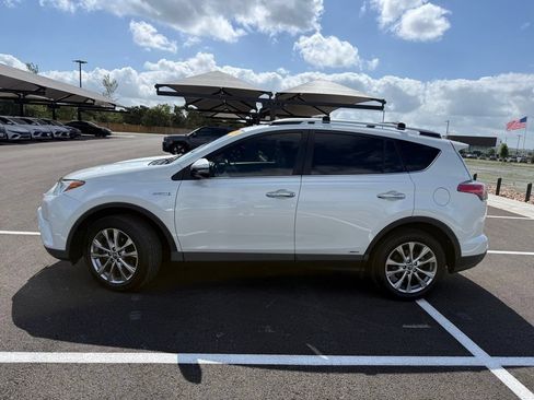 Used 2016 Toyota RAV4 Limited w/ Advanced Technology Package AWD/4WD image 8