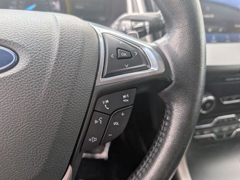 Used 2019 Ford Edge SEL w/ Equipment Group 201A AWD/4WD image 23