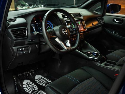 Used 2024 Nissan Leaf SV Plus image 8