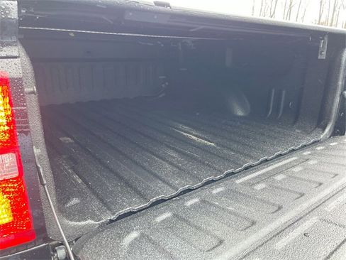 Certified 2018 Chevrolet Silverado 1500 LT w/ All Star Edition image 22