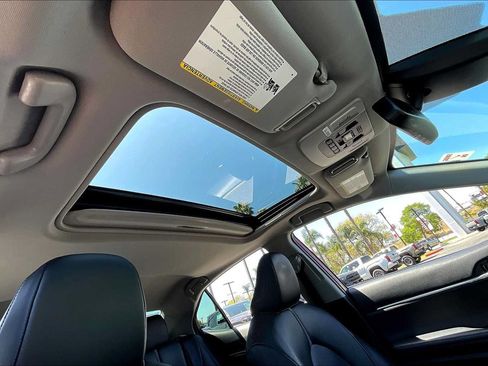 Used 2022 Toyota Camry XLE w/ Navigation Upgrade Package FWD image 13