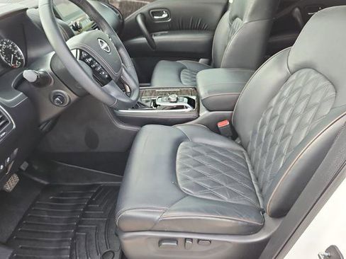 Used 2024 Nissan Armada Platinum w/ Captain's Chairs Package image 20