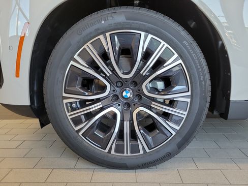 New 2026 BMW X3 xDrive30i w/ Premium Package AWD/4WD image 11