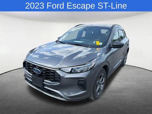 Used 2023 Ford Escape ST-Line w/ Tech Pack #1 AWD/4WD image 1