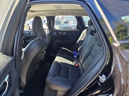 New 2026 Volvo XC60 B5 Ultra w/ Protection Package Premier AWD/4WD image 16