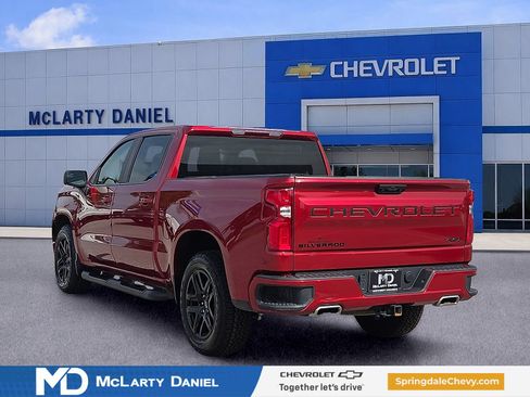 Used 2024 Chevrolet Silverado 1500 RST w/ Z71 Off-Road Package AWD/4WD image 4
