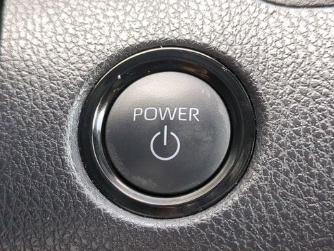 Used 2025 Toyota Camry SE w/ Convenience Package FWD image 25