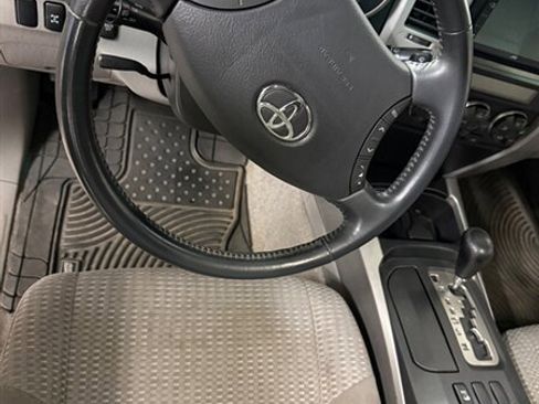 Used 2008 Toyota 4Runner SR5 AWD/4WD image 13