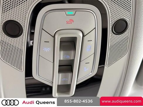 Used 2024 Audi Q8 e-tron Premium Plus image 26