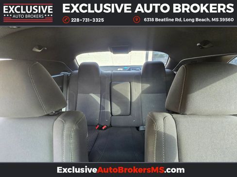 Used 2018 Dodge Challenger SXT w/ Blacktop Package image 31