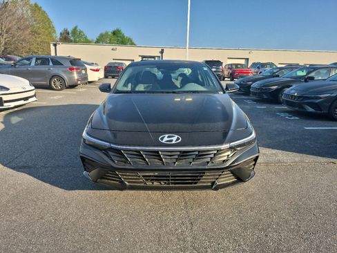 New 2026 Hyundai Elantra Sport FWD image 2