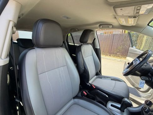 Used 2015 Chevrolet Trax LT w/ LT Plus Package AWD/4WD image 26