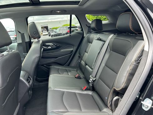 Certified 2023 GMC Terrain AT4 AWD/4WD image 36