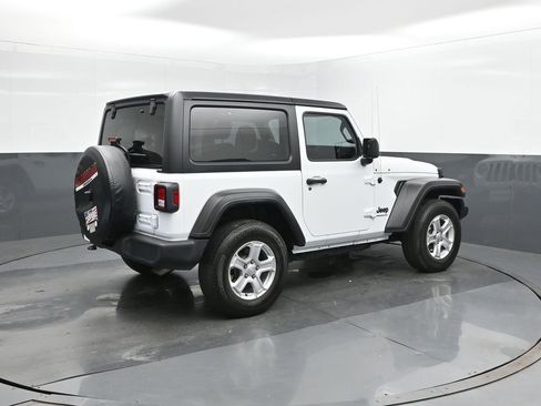 Used 2022 Jeep Wrangler Sport S image 15