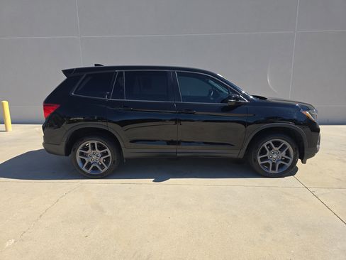 Certified 2023 Honda Passport EX-L image 11