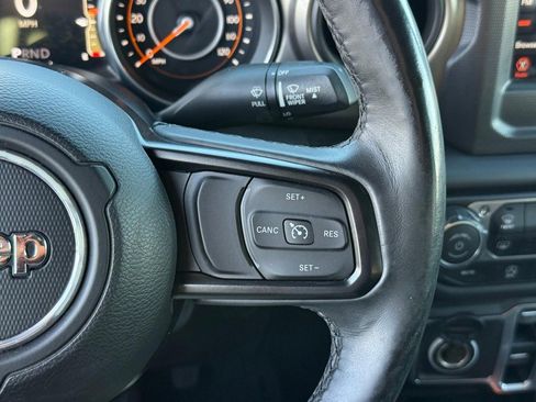 Used 2018 Jeep Wrangler Unlimited Sport S image 22