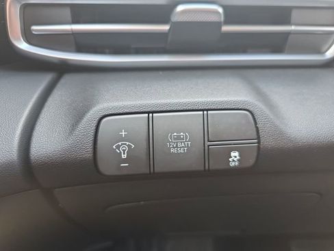 Certified 2025 Hyundai Elantra Blue image 34