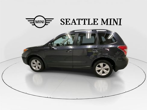 Used 2016 Subaru Forester 2.5i Premium w/ All-Weather Package image 6