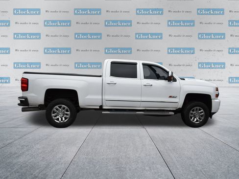 Used 2019 Chevrolet Silverado 3500 LTZ image 6