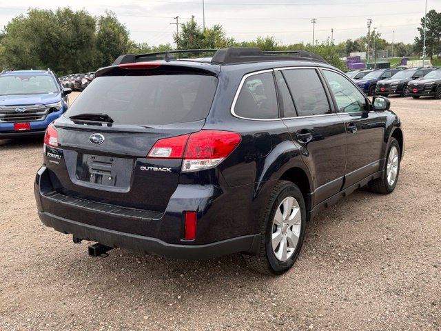 Used 2014 Subaru Outback 2.5i Premium AWD/4WD image 6