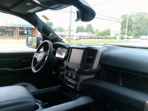 Used 2022 RAM 1500 Big Horn w/ Built-to-serve Edition image 27