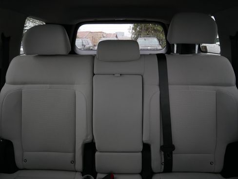 New 2026 Hyundai Santa Fe SE image 7