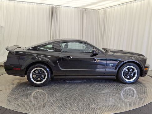 Used 2008 Ford Mustang GT RWD image 29