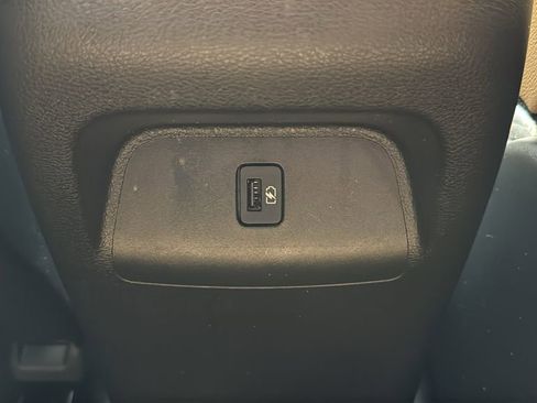 Used 2022 Nissan Sentra SV w/ SV Premium Package FWD image 18