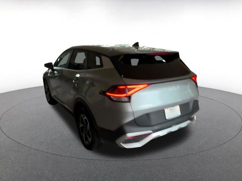 Used 2025 Kia Sportage LX image 11