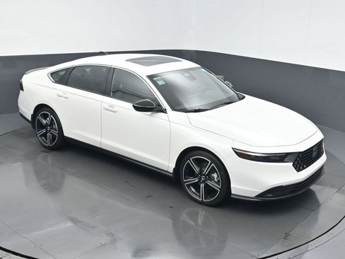 New 2025 Honda Accord Sport image 26