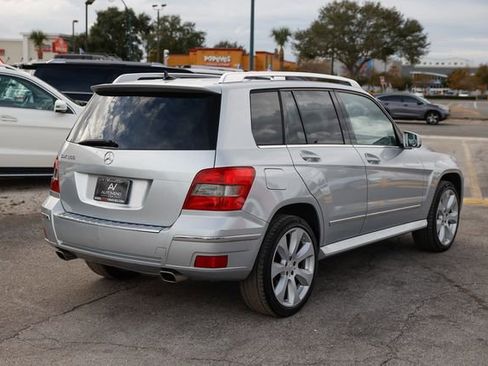 Used 2010 Mercedes-Benz GLK 350 2WD w/ Multimedia Pkg image 16