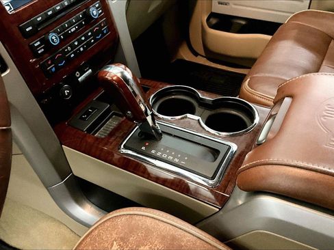 Used 2010 Ford F150 Platinum image 17